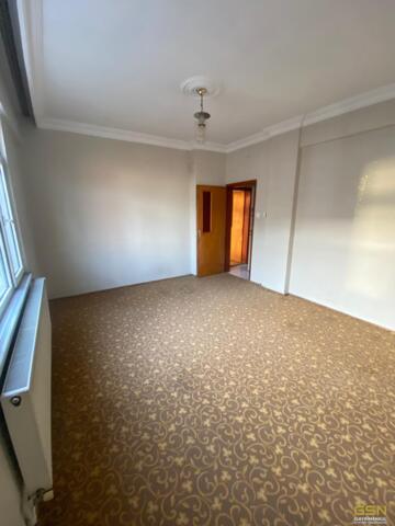 5-ÇAYIROVA YENİMAHALLE GAZİLER CAD. SATILIK DAİRE VE DÜKKANLAR
